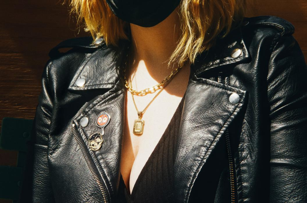 Why Old Money Prefers Subtlety Over Flashy Brands in Fashion