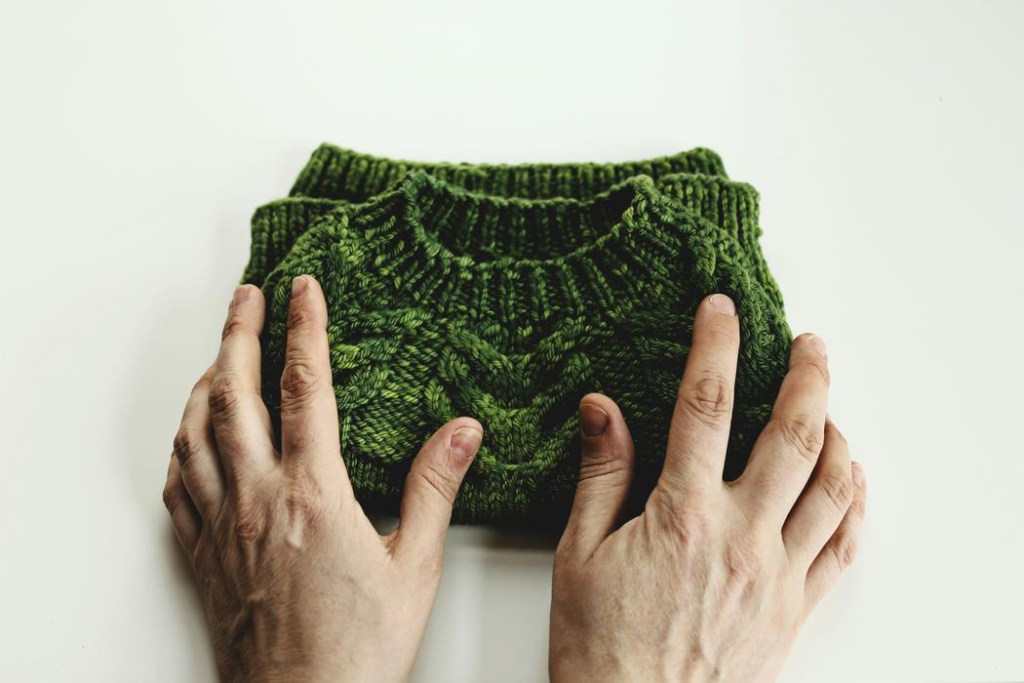 The Timeless Appeal of Unisex Cashmere Sweaters