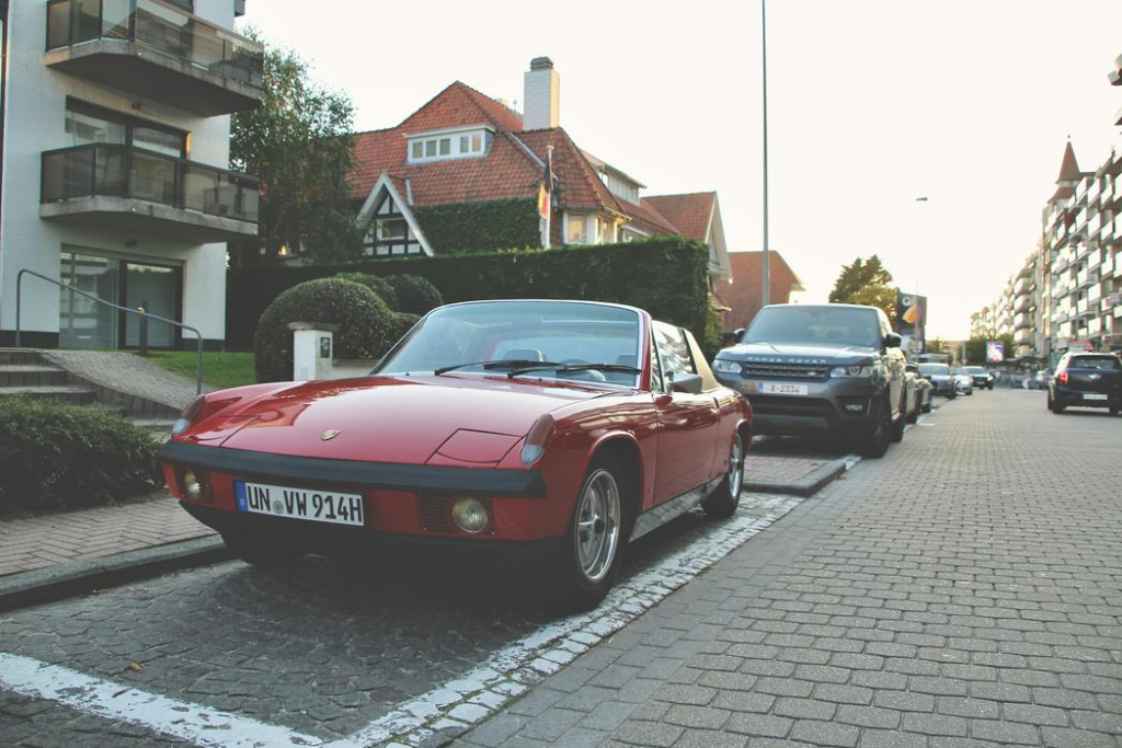 The birth of the weekend look in Europe