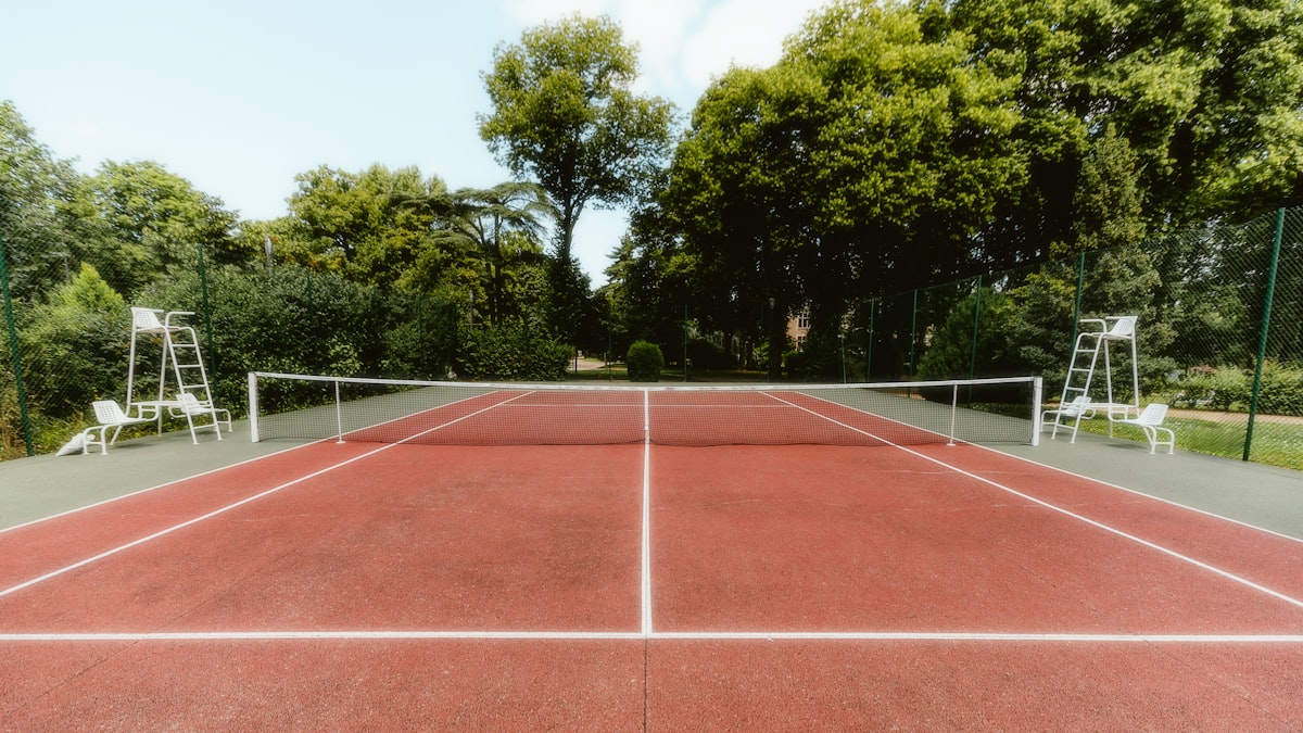 Player in a light, breathable summer tennis outfit